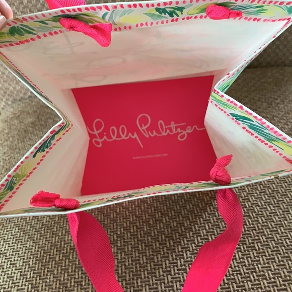 Lilly Pulitzer Paper Gift Bag - Picture 5 of 7
